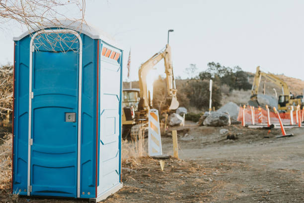 Portable bathroom rental in Blossom, TX